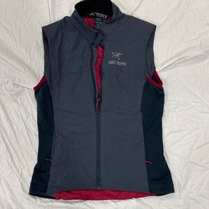 Arc'teryx Women's Dark Gray and Red Vest